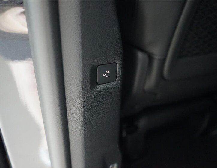 Citroën SpaceTourer MPV 2,0 l 133 kw