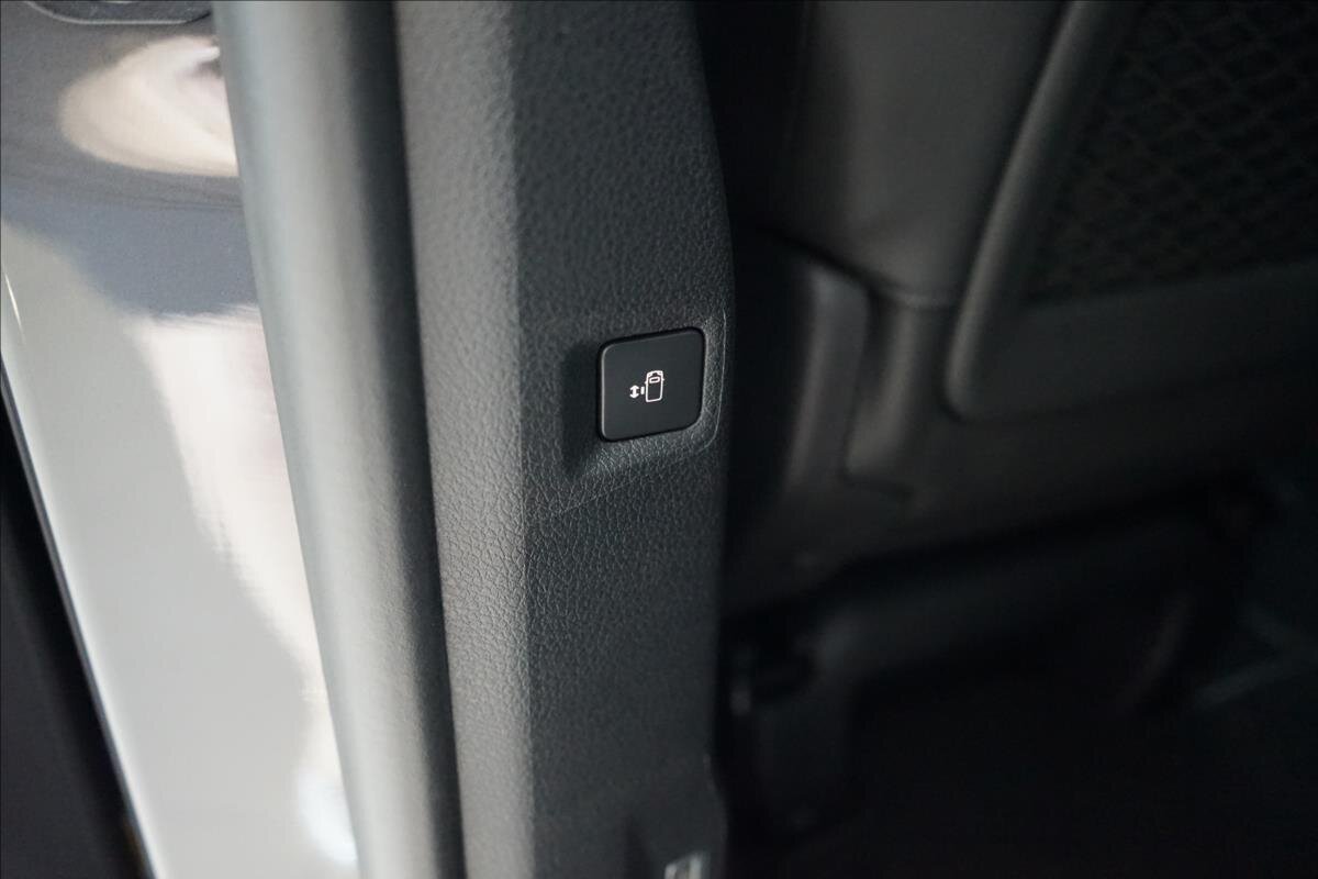 Citroën SpaceTourer MPV 2,0 l 133 kw