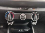 KIA Stonic Hatchback 1,2 l 62 kw