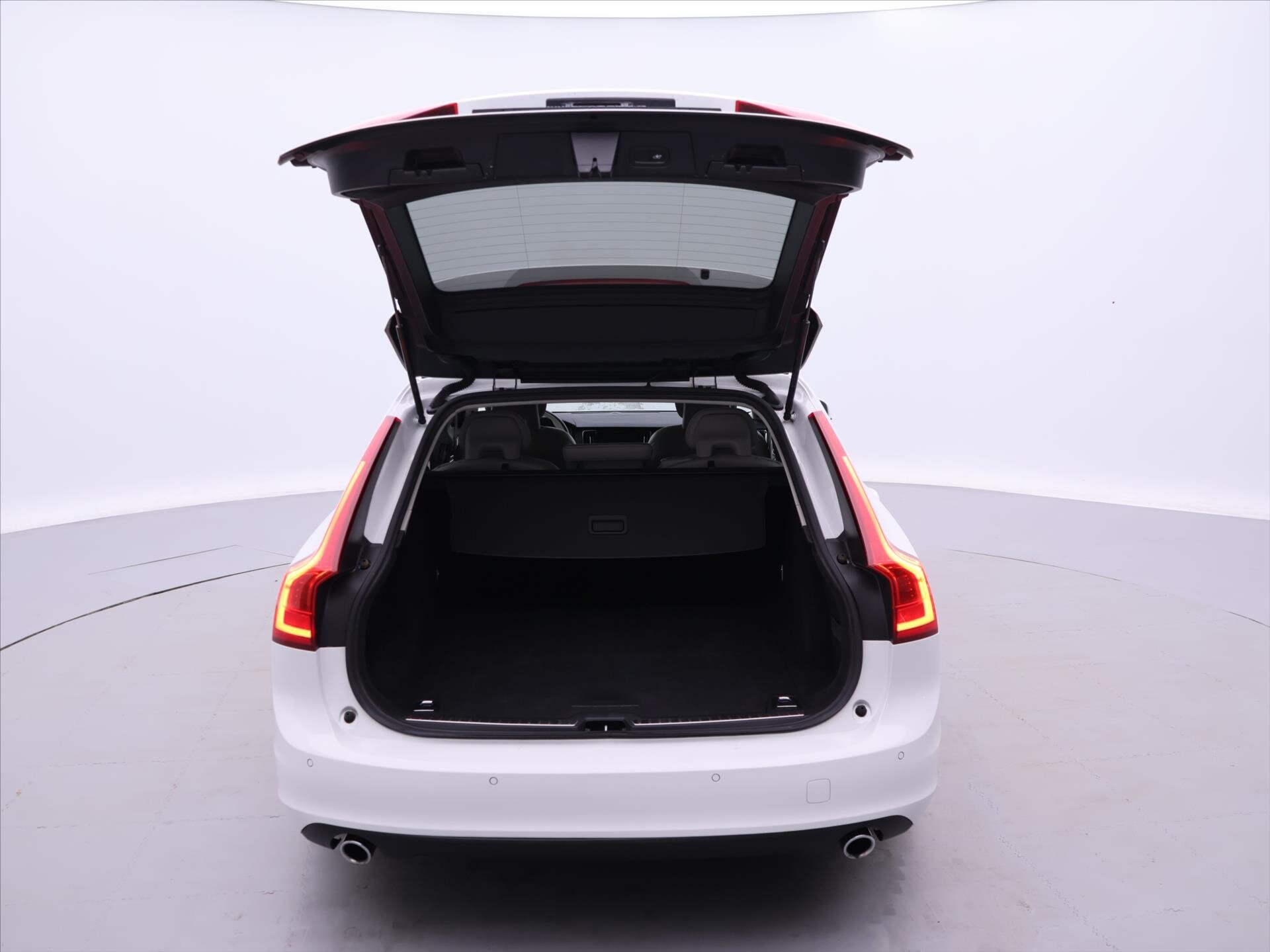 Volvo V90 Kombi 2,0 l 140 kw