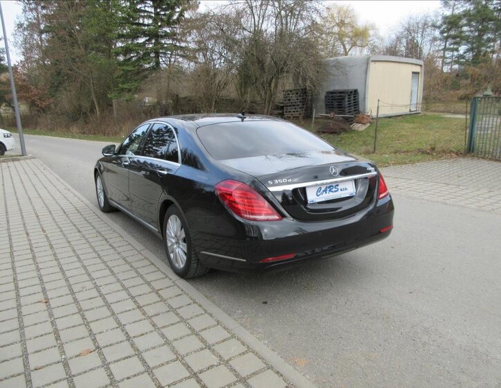 Mercedes-Benz Třídy S Sedan / Limuzína 3,0 l 190 kw