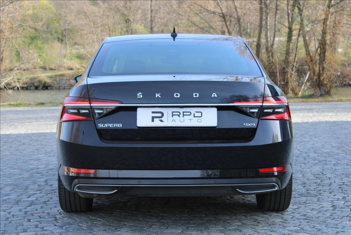 Škoda Superb Sedan / Limuzína 2,0 l 147 kw