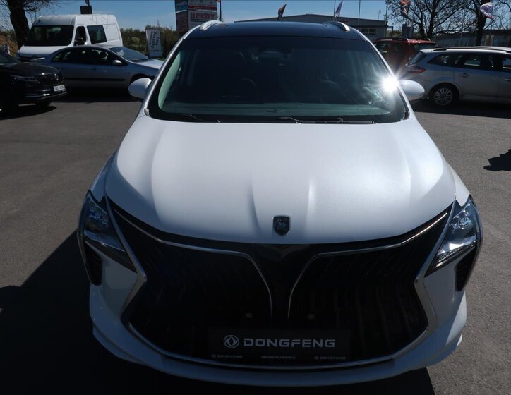 Dongfeng U-Tour MPV 1,5 l 130 kw