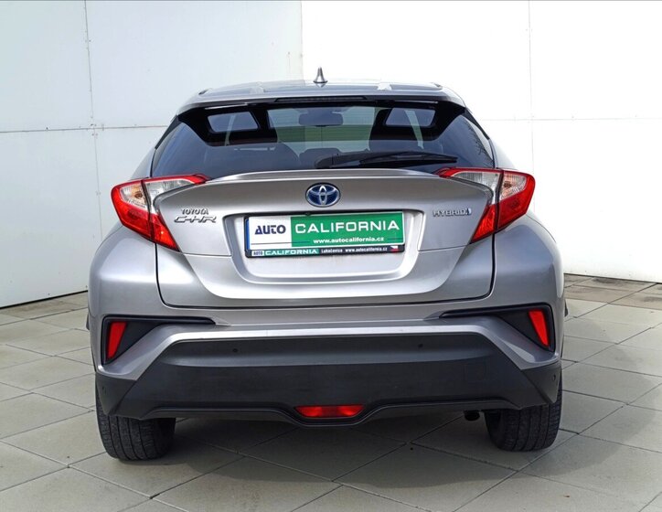 Toyota C-HR Hatchback 1,8 l 72 kw