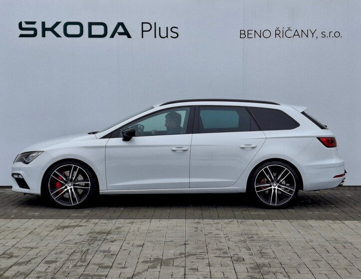 Seat Leon Kombi 2,0 l 221 kw