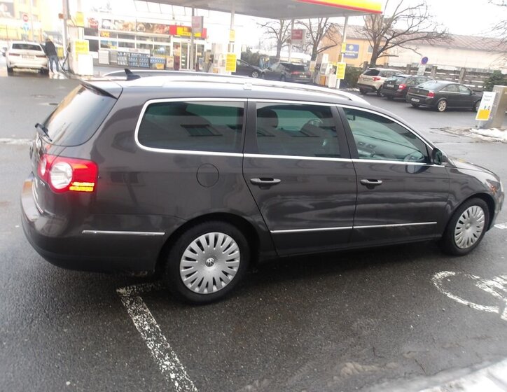 Volkswagen Passat Kombi 2,0 l 103 kw