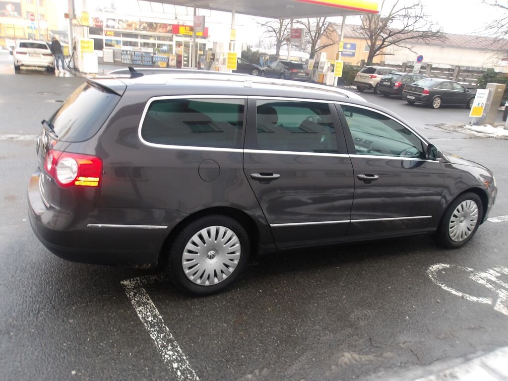 Volkswagen Passat Kombi 2,0 l 103 kw