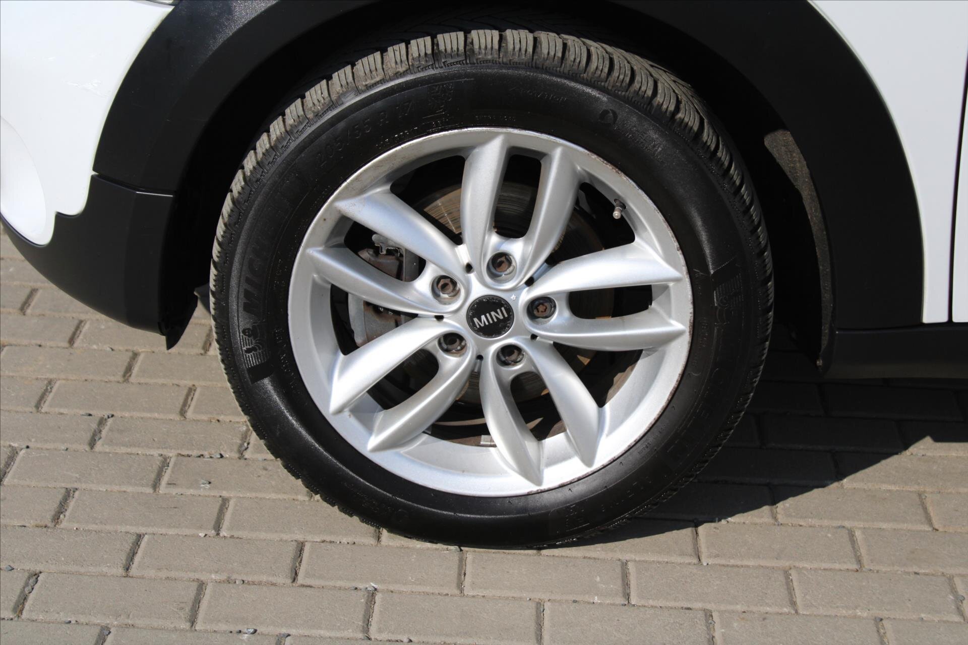 Mini Countryman SUV / Terénní 1,6 l 90 kw