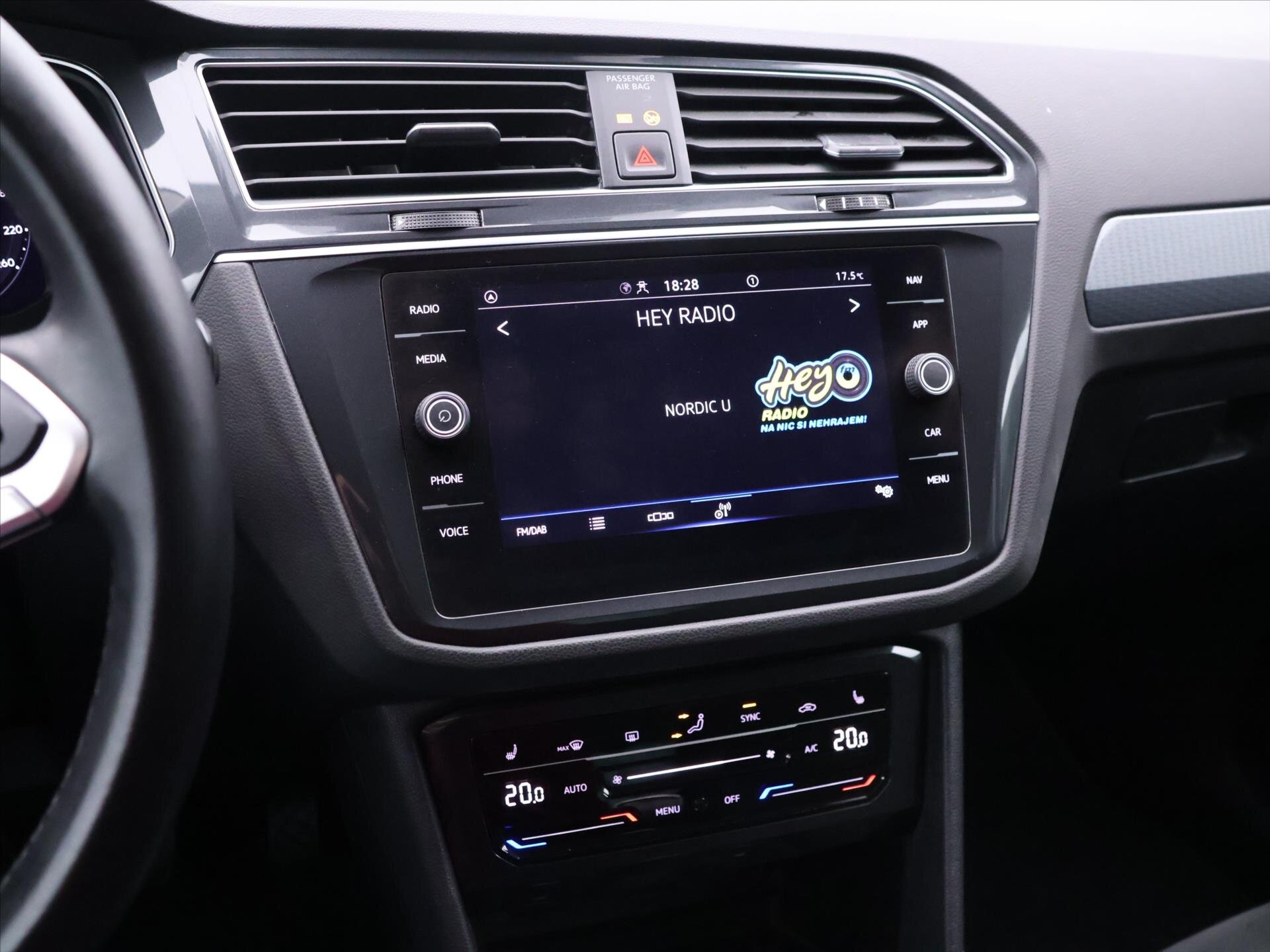 Volkswagen Tiguan SUV / Terénní 1,5 l 96 kw