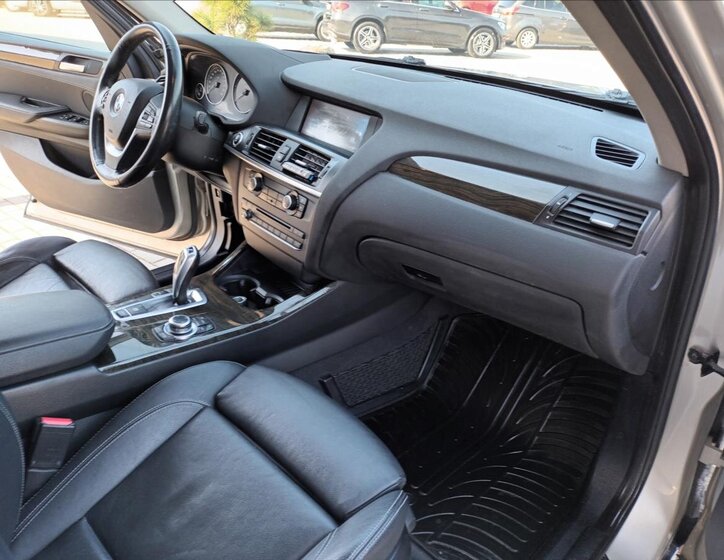 BMW X3 SUV / Terénní 2,0 l 135 kw