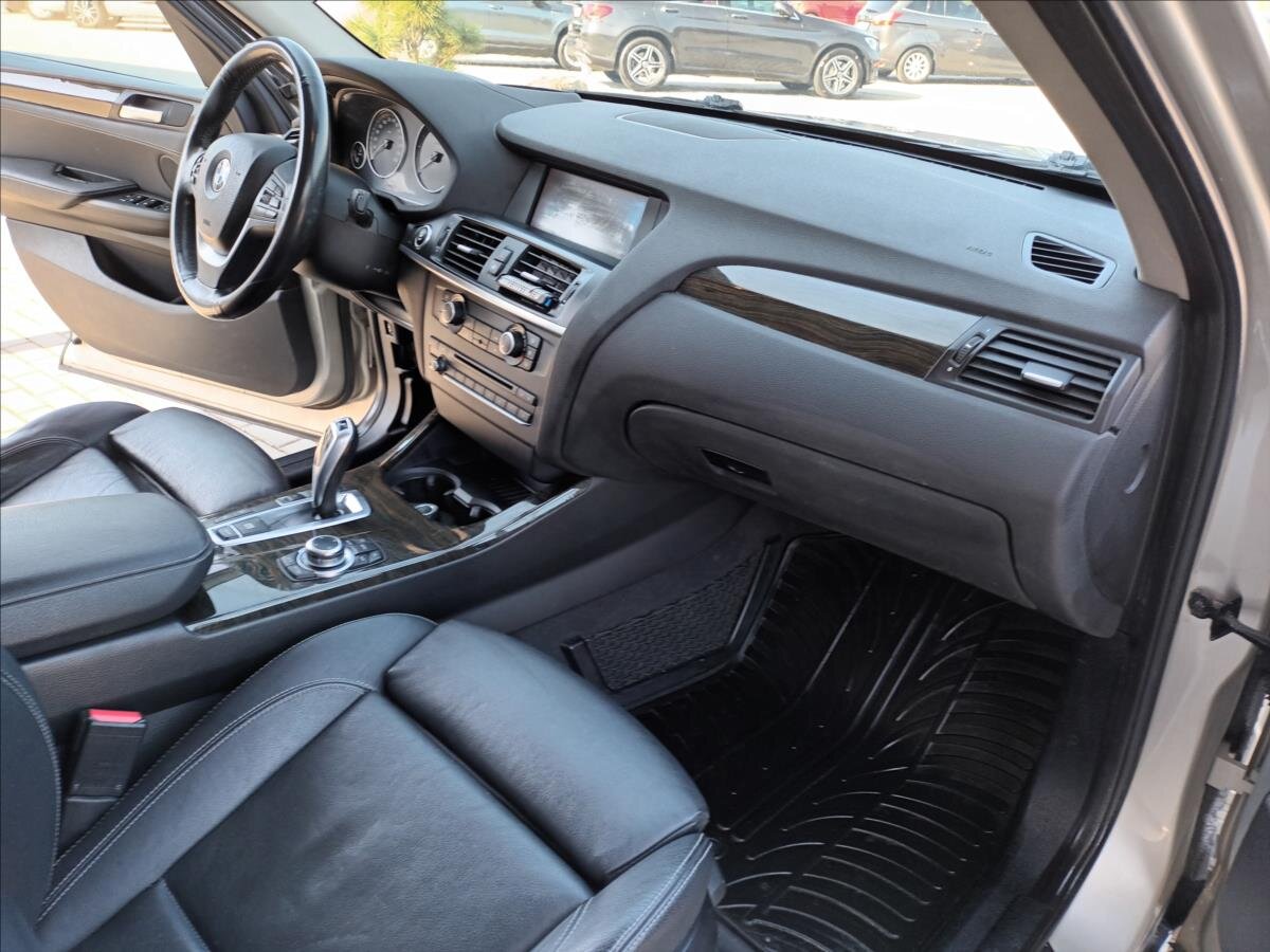 BMW X3 SUV / Terénní 2,0 l 135 kw