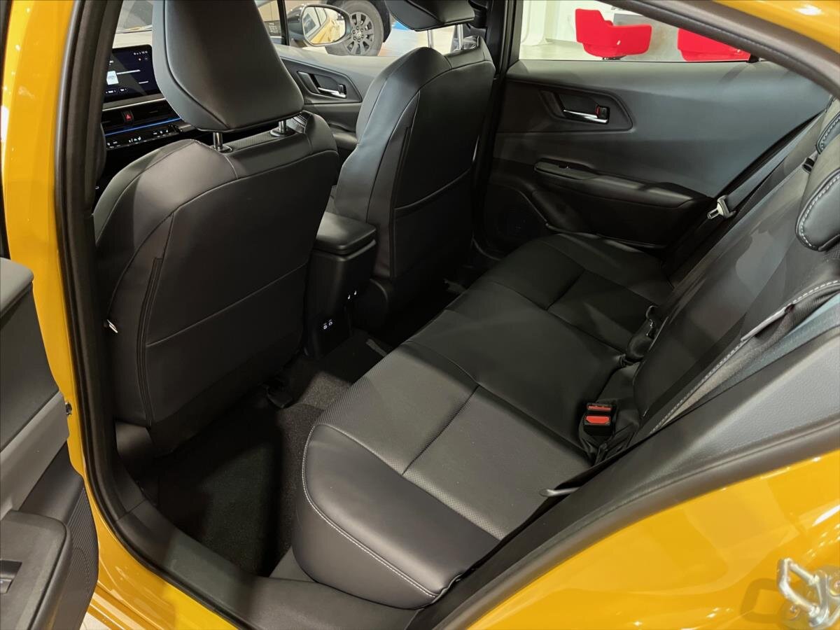 Toyota Prius Liftback 2,0 l 163 kw