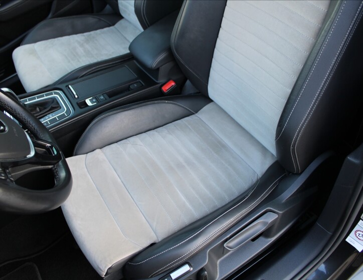 Volkswagen Passat 32