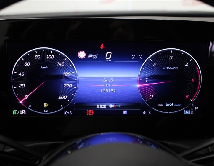 Mercedes-Benz Třídy C 22