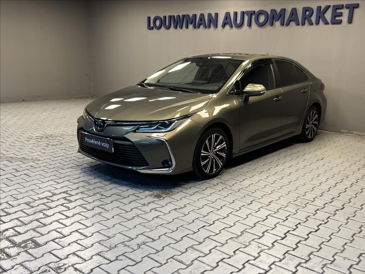 Toyota Corolla Sedan / Limuzína 1,5 l 92 kw