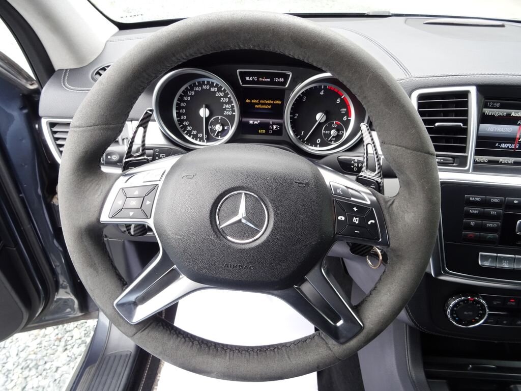 Mercedes-Benz Třídy M SUV / Terénní 3,0 l 190 kw