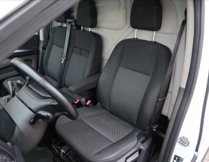 Ford Transit Custom VAN-Minibus 2,0 l 77 kw