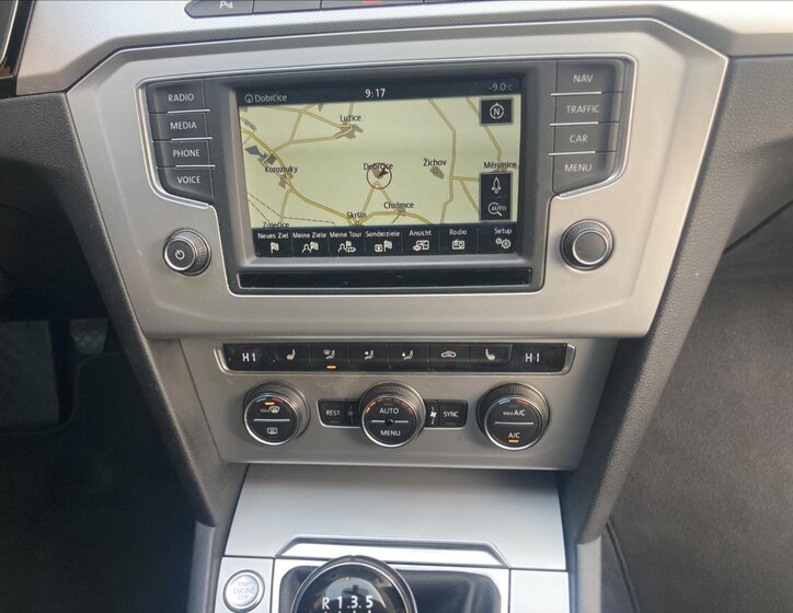 Volkswagen Passat Kombi 1,4 l 110 kw