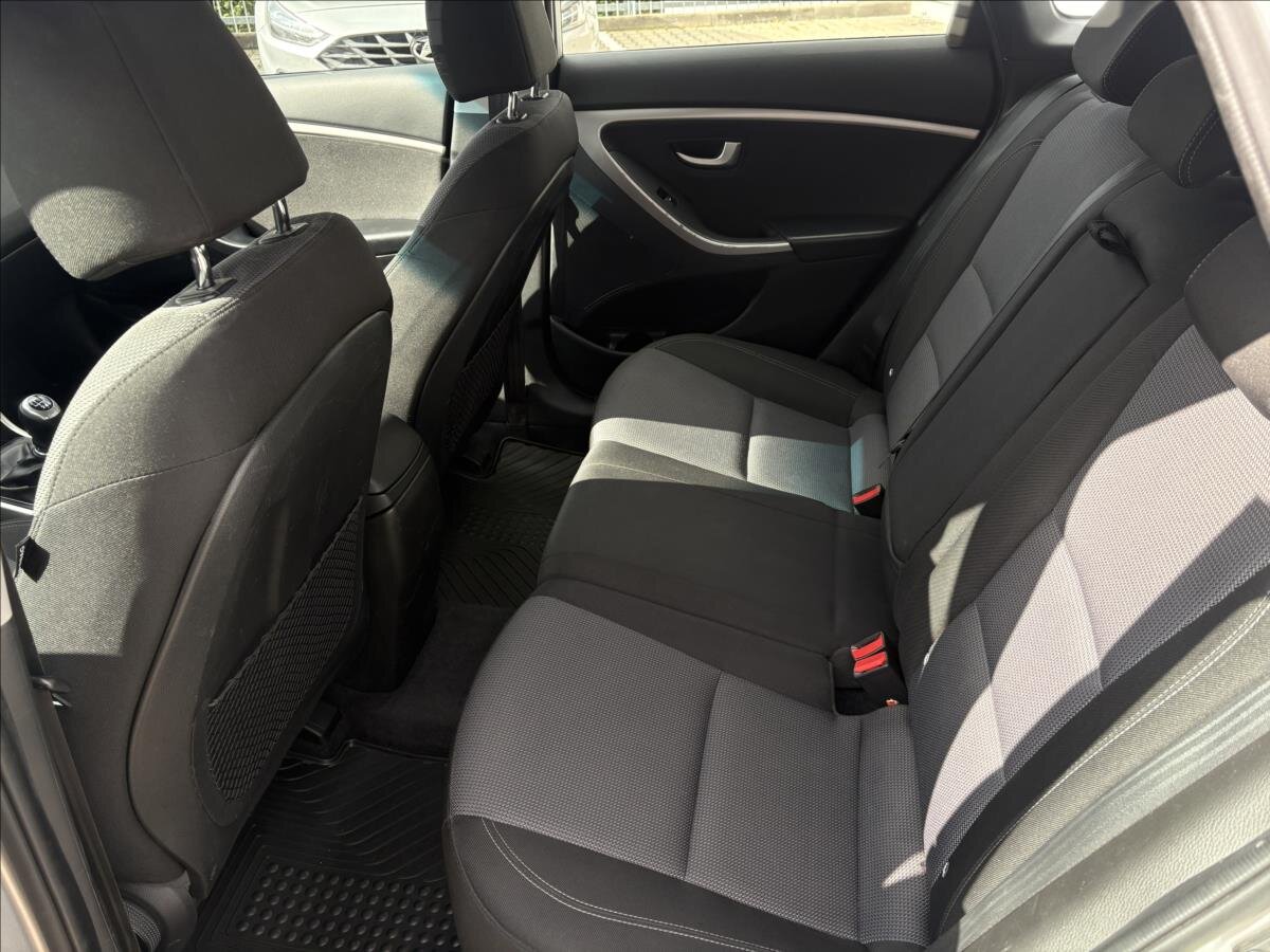 Hyundai i30 Kombi 1,6 l 81 kw