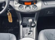 Toyota RAV4 Kombi 2,0 l 116 kw