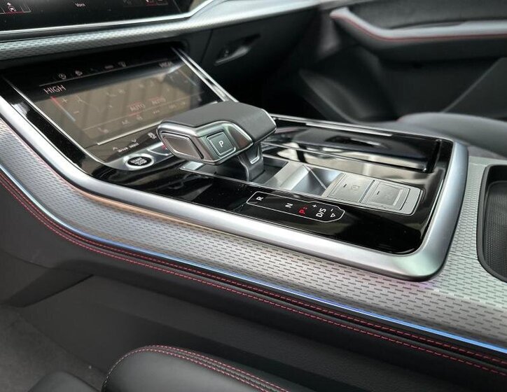 Audi Q7 SUV 3,0 l 210 kw