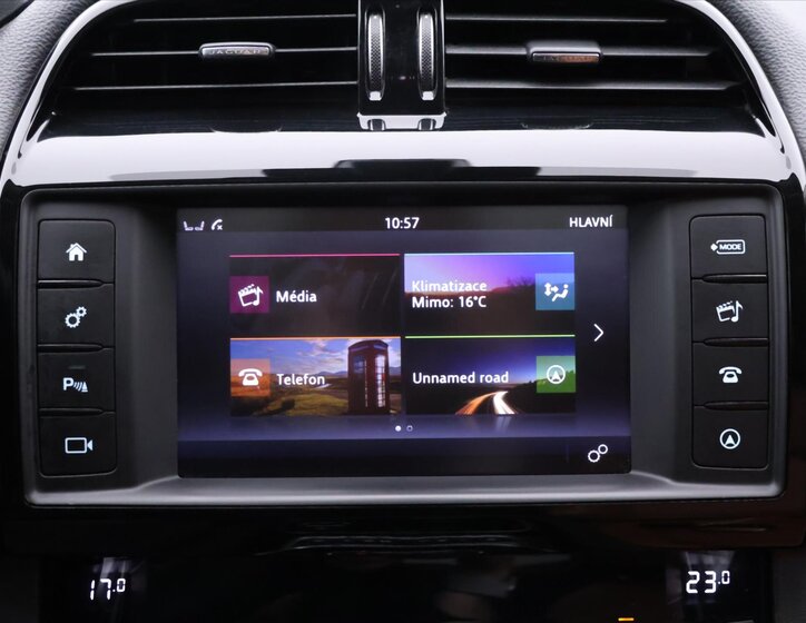 Jaguar F-Pace SUV 2,0 l 132 kw