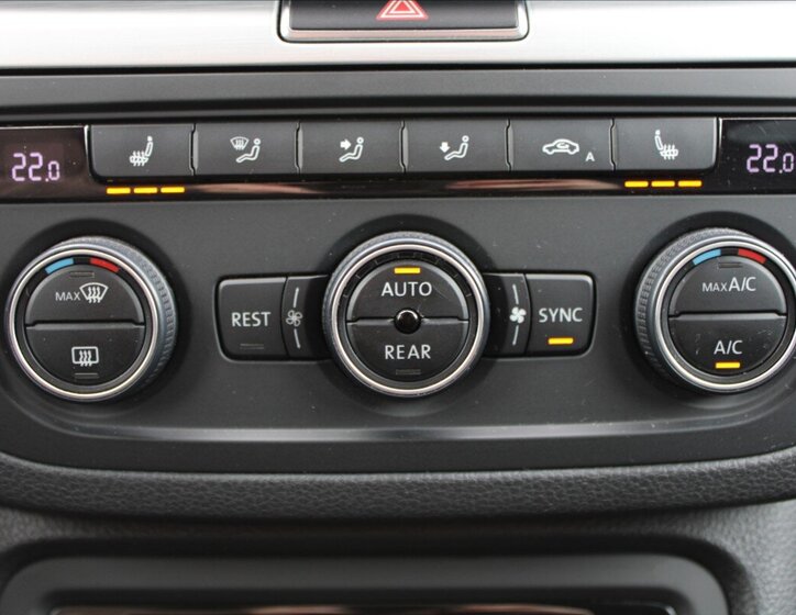 Volkswagen Sharan MPV 2,0 l 110 kw