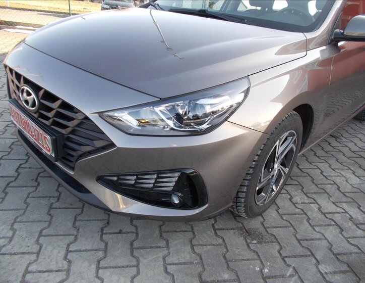 Hyundai i30 Kombi 998,0 88 kw