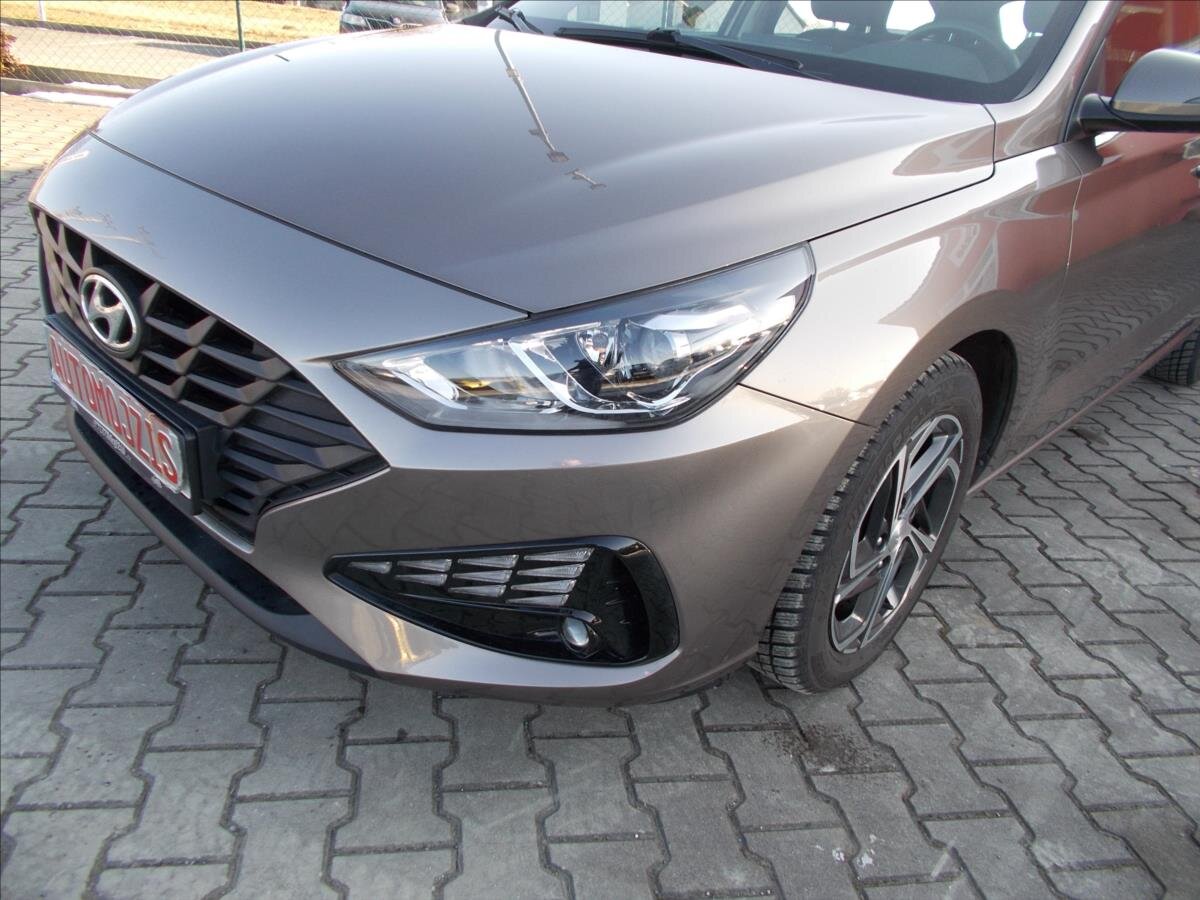 Hyundai i30 Kombi 998,0 88 kw