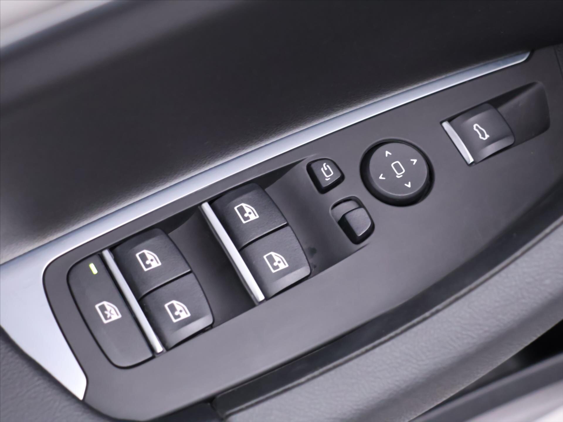 BMW X3 SUV / Terénní 2,0 l 140 kw