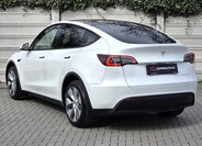 Tesla Model Y SUV / Terénní 0,0 378 kw
