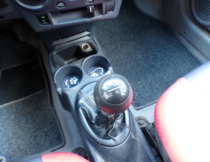 KIA Picanto Kombi 1,1 l 48 kw