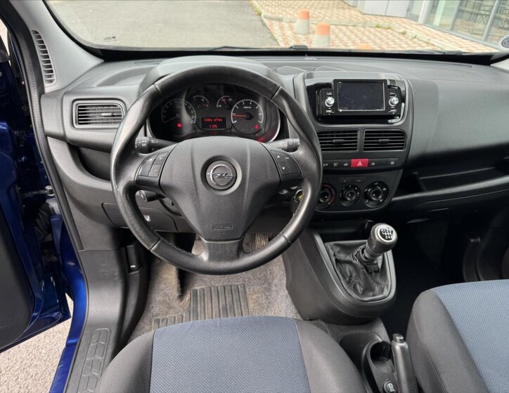 Opel Combo MPV 1,6 l 77 kw