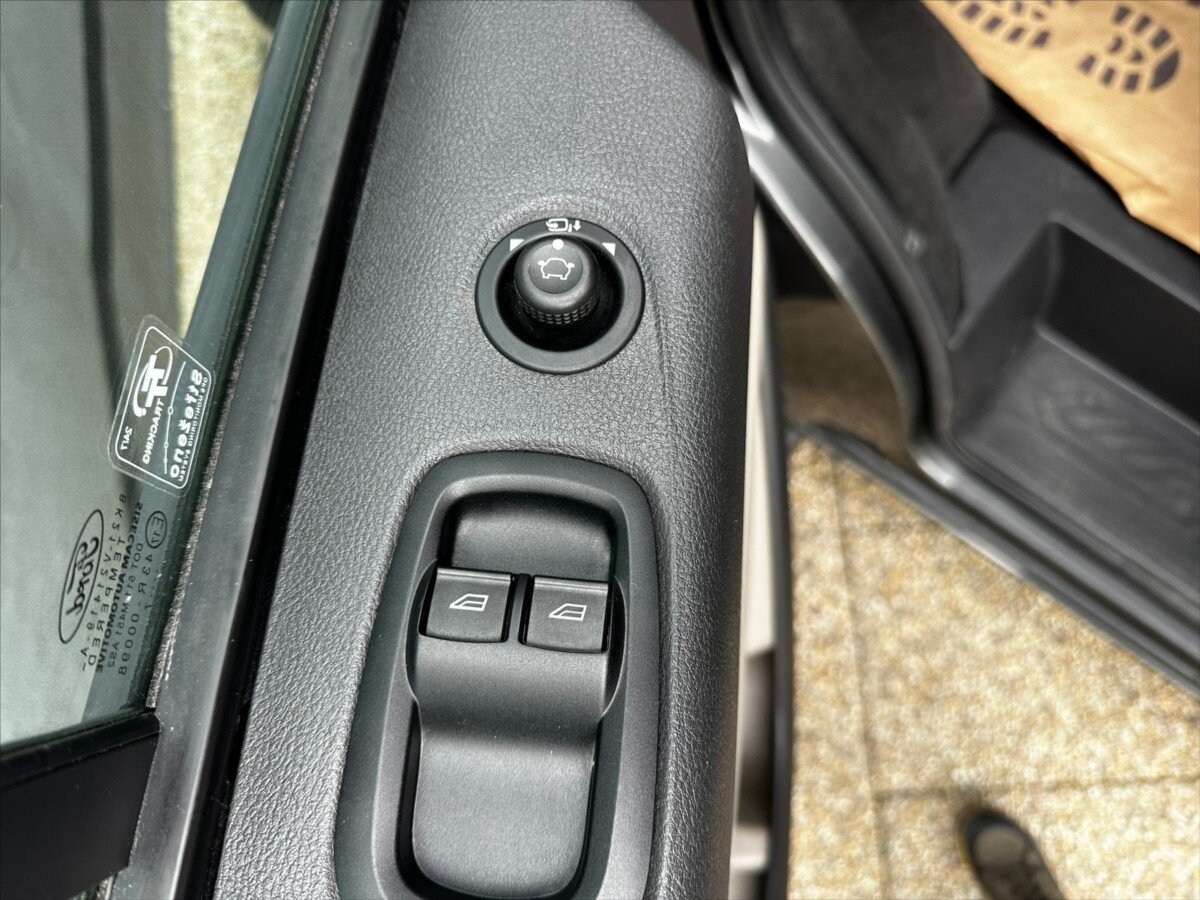 Ford Tourneo Custom Ostatní 2,0 l 96 kw