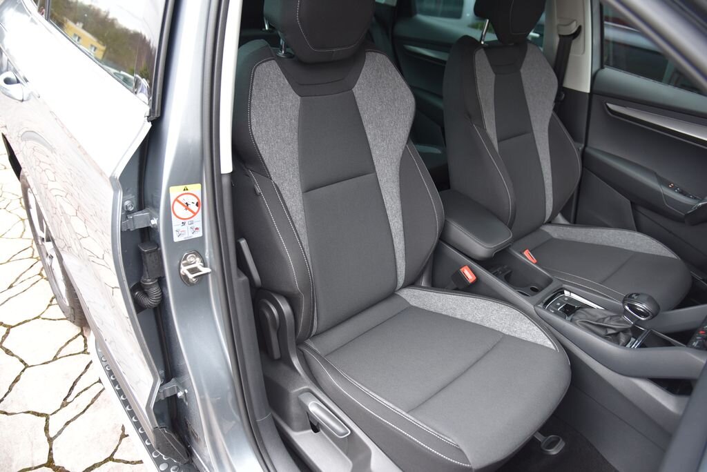 Škoda Karoq SUV / Terénní 1,5 l 110 kw