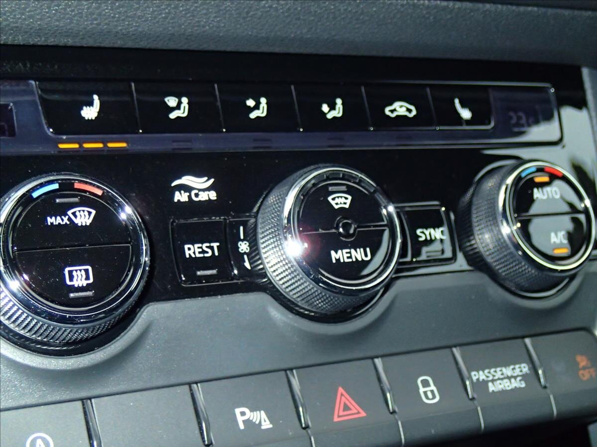 Škoda Kodiaq SUV / Terénní 1,5 l 110 kw