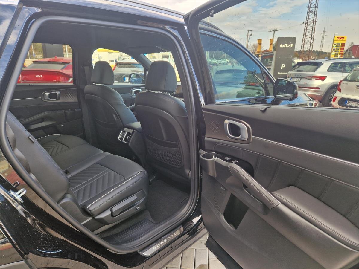 KIA Sorento SUV / Terénní 2,2 l 142 kw