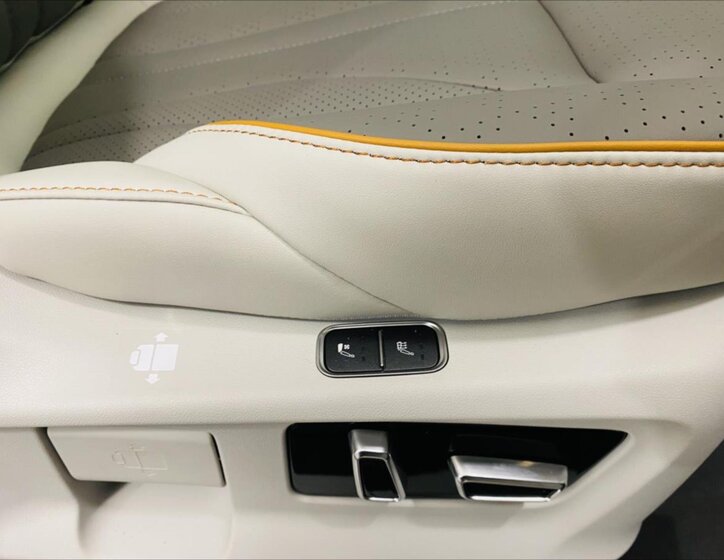 Dongfeng U-Tour Kombi 1,5 l 130 kw