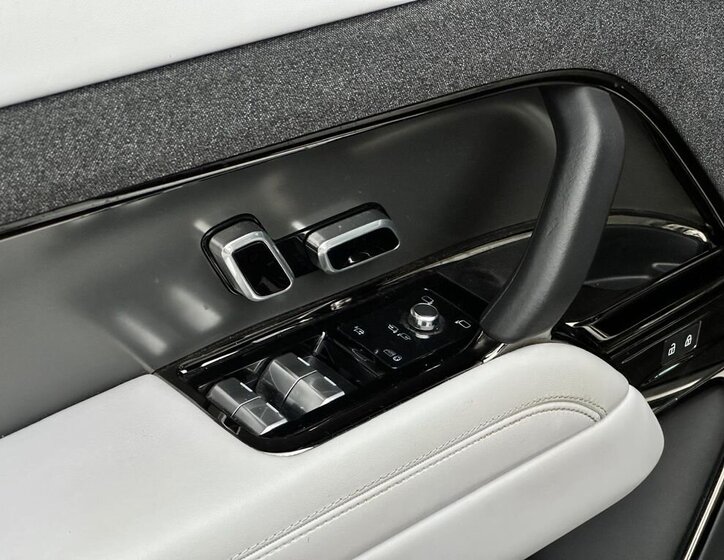 Land Rover Range Rover Sport SUV / Terénní 3,0 l 221 kw