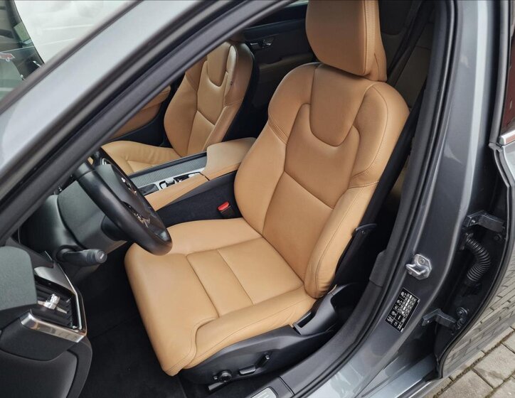 Volvo V90 Kombi 2,0 l 173 kw