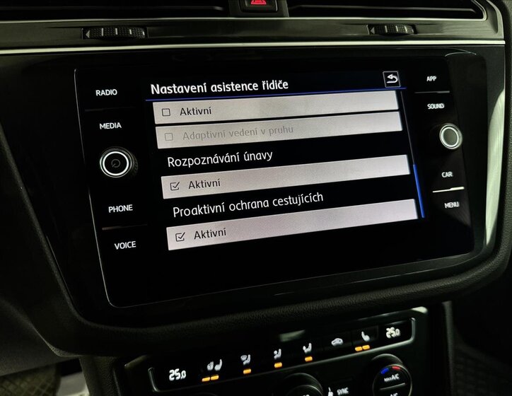 Volkswagen Tiguan SUV / Terénní 2,0 l 140 kw