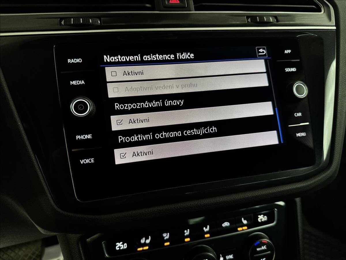 Volkswagen Tiguan SUV / Terénní 2,0 l 140 kw