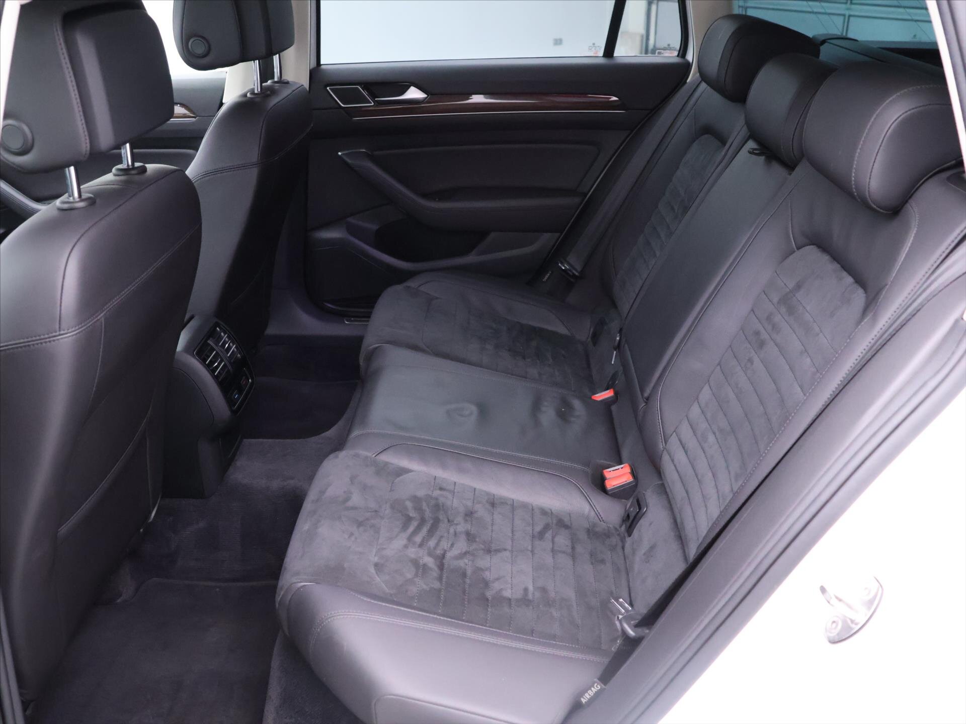 Volkswagen Passat Kombi 2,0 l 140 kw