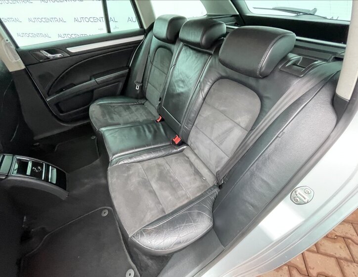Škoda Superb Kombi 2,0 l 125 kw