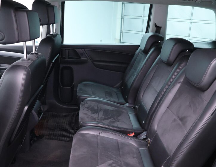 Volkswagen Sharan MPV 2,0 l 130 kw