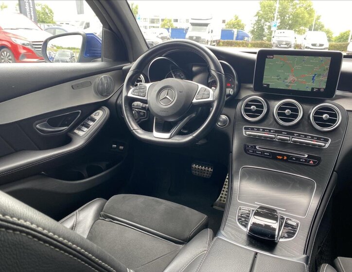 Mercedes-Benz GLC 13