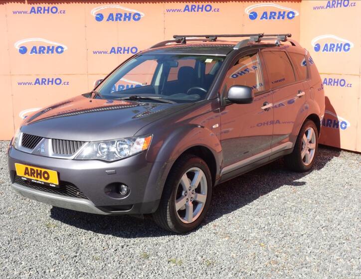 Mitsubishi Outlander 3