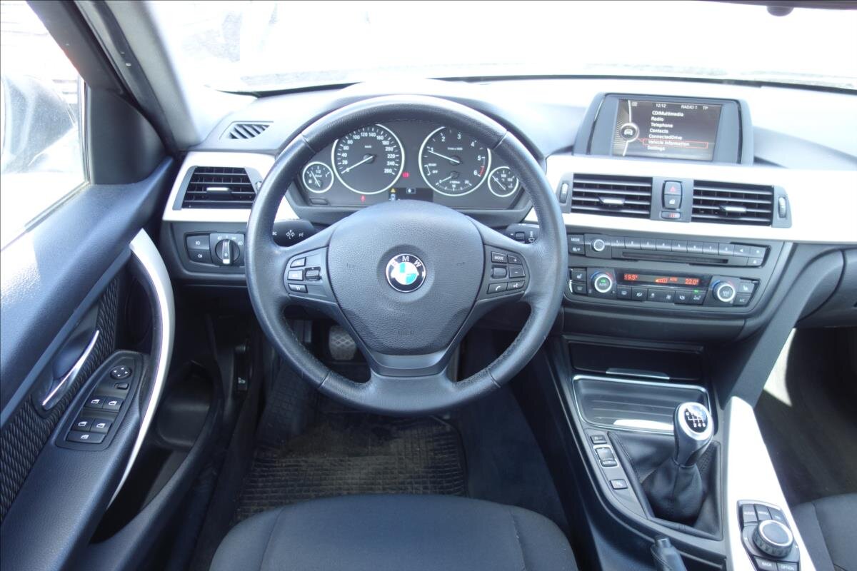 BMW Řada 3 Sedan / Limuzína 2,0 l 105 kw