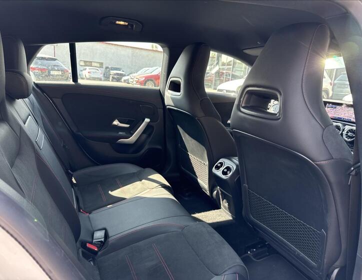 Mercedes-Benz CLA 14