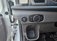 Ford Transit 9
